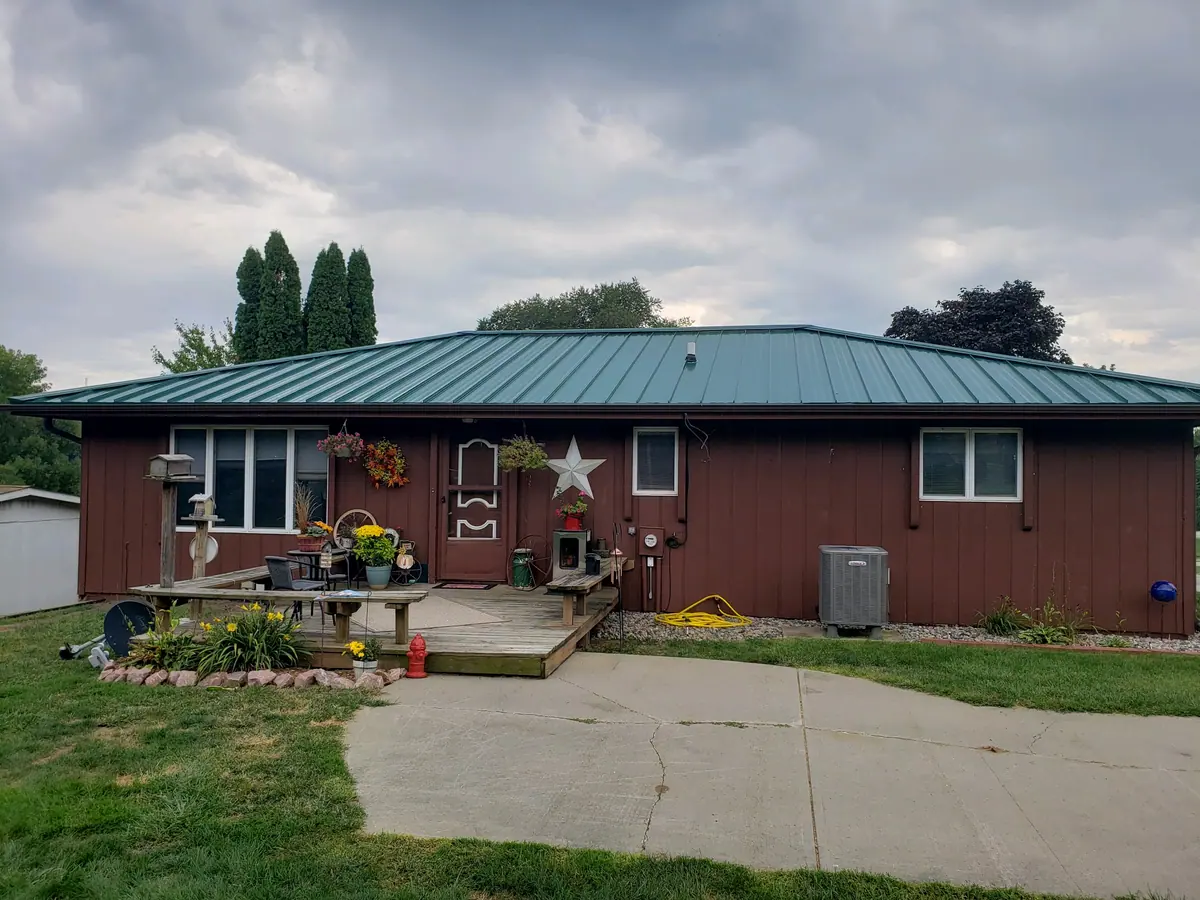 Omaha siding and gutter contractors
